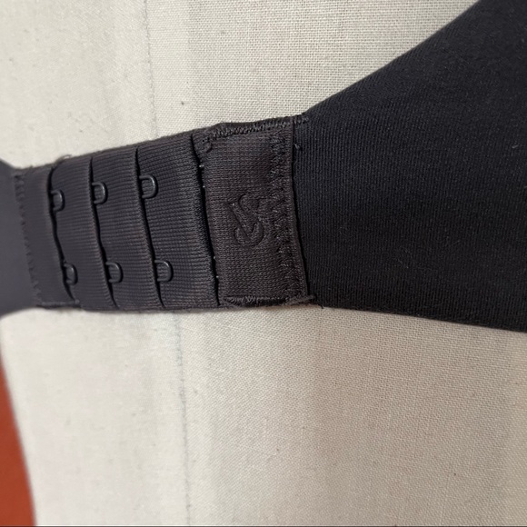 Victoria’s Secret dark gray body by Victoria 3-ways lined demi bra - Picture 7 of 14